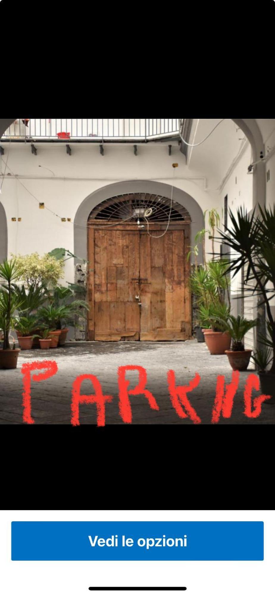 Corno Napoletano Free Parking For Small Cars Only Napoli Exterior foto